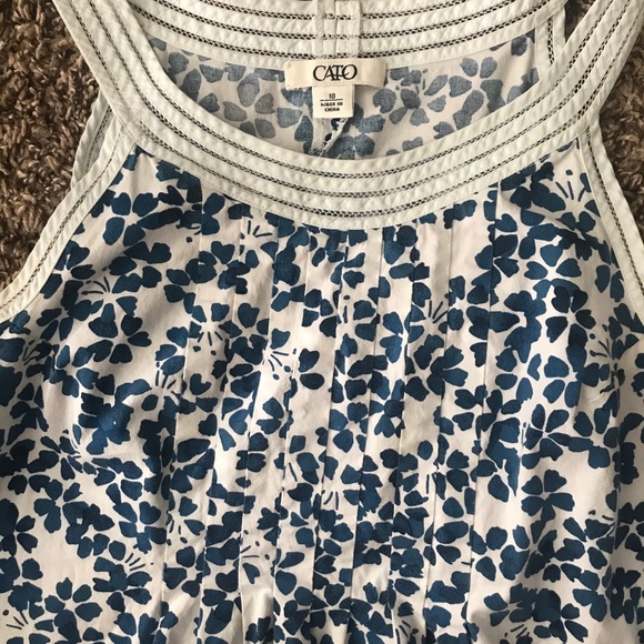 Dresses, pants, tops, shorts, shoes - Picture 6 of 15